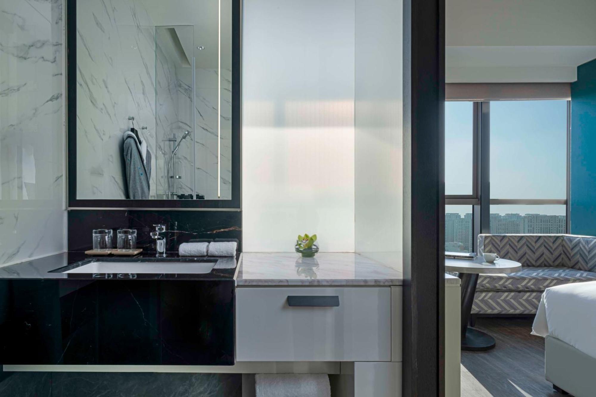 Hyatt Centric Lakeside نينغبو المظهر الخارجي الصورة